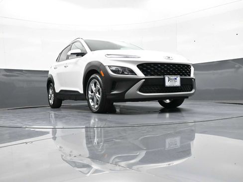 Certified 2023 Hyundai Kona SEL w/ Convenience Package AWD/4WD image 27