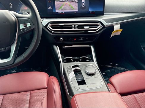 Used 2023 BMW 330i Sedan w/ Convenience Package RWD image 18
