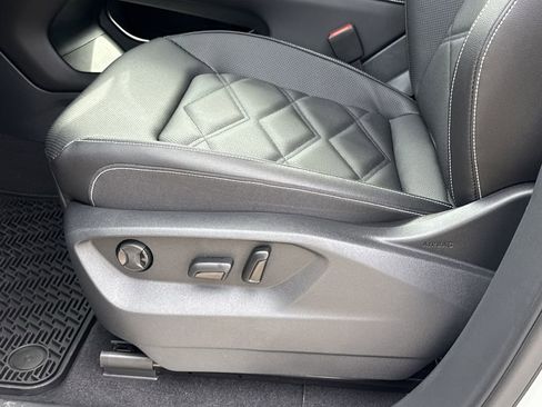 New 2026 Volkswagen Atlas SE FWD image 13