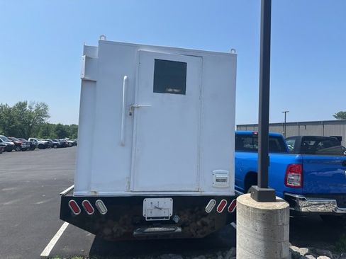 Used 2008 Chevrolet Express 3500 image 7