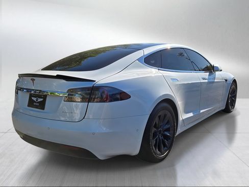 Used 2020 Tesla Model S AWD image 3