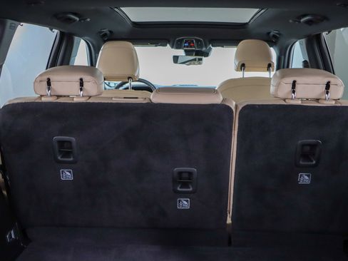 Used 2023 Jeep Grand Cherokee 4WD 4xe w/ Luxury Tech Group II image 31