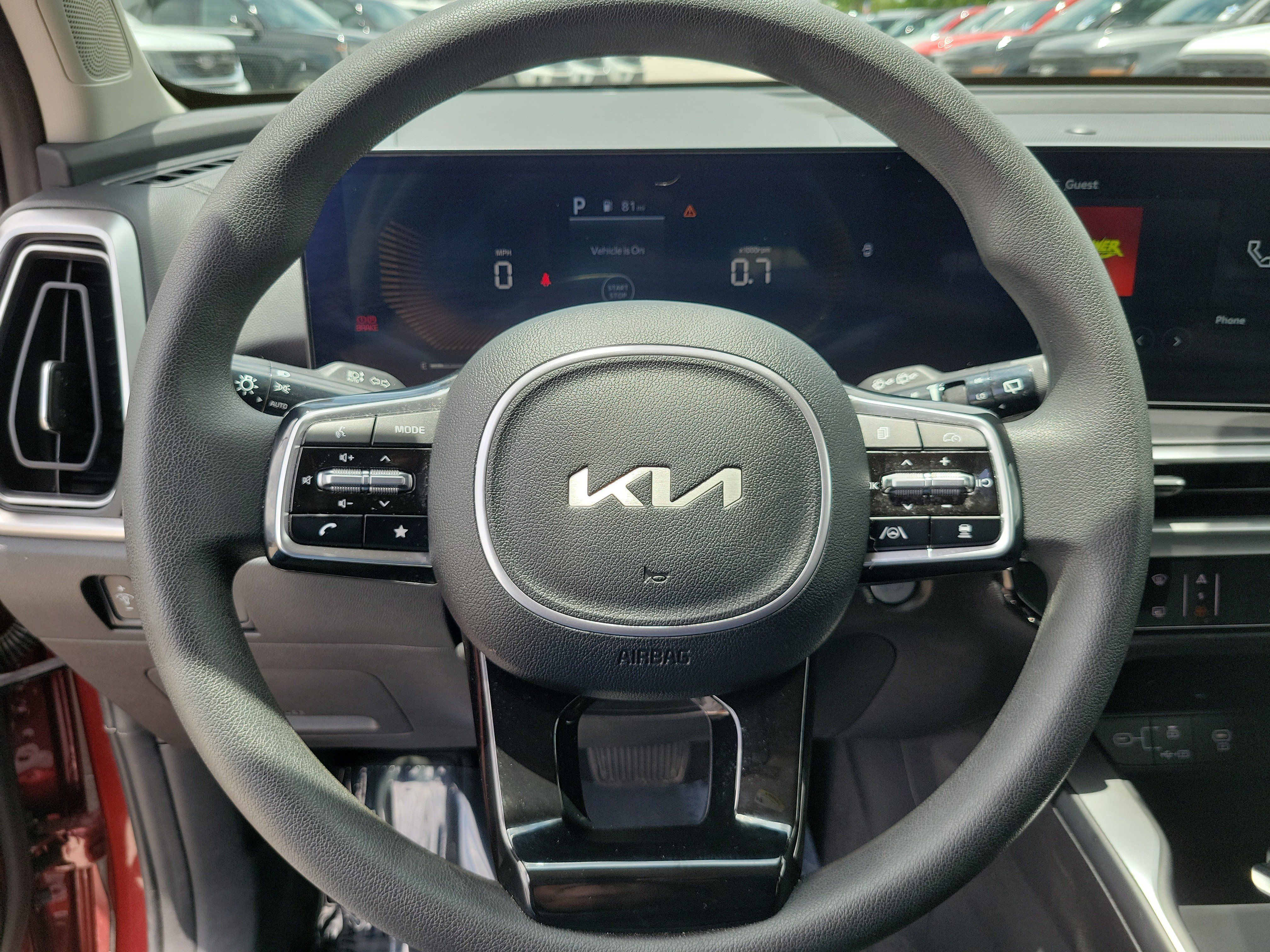 Used 2024 Kia Sorento LX FWD image 19
