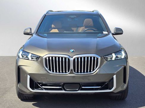 Used 2024 BMW X5 xDrive40i w/ Premium Package AWD/4WD image 8