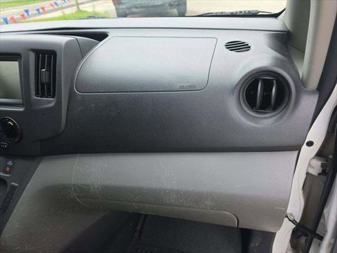 Used 2020 Nissan NV200 S FWD image 16