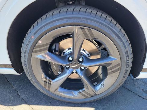 New 2026 Genesis GV70 3.5T Sport Prestige AWD/4WD image 15