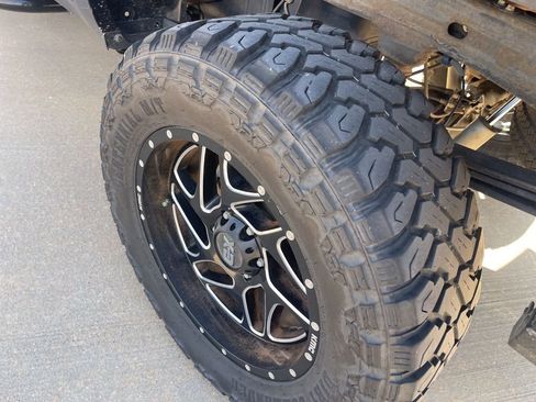 Used 2018 Chevrolet Silverado 1500 Custom w/ Trailering Package image 5