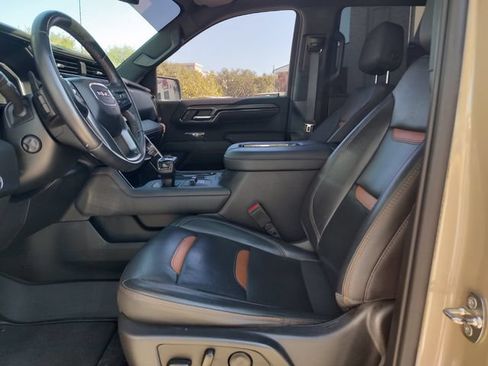 Used 2022 GMC Sierra 1500 AT4 w/ AT4 Preferred Package AWD/4WD image 25