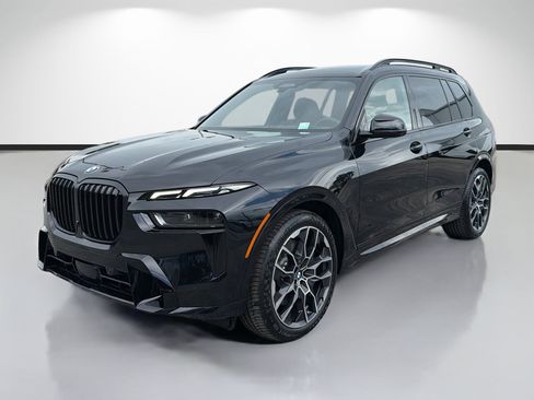 New 2027 BMW X7 xDrive40i w/ M Sport Package AWD/4WD image 7