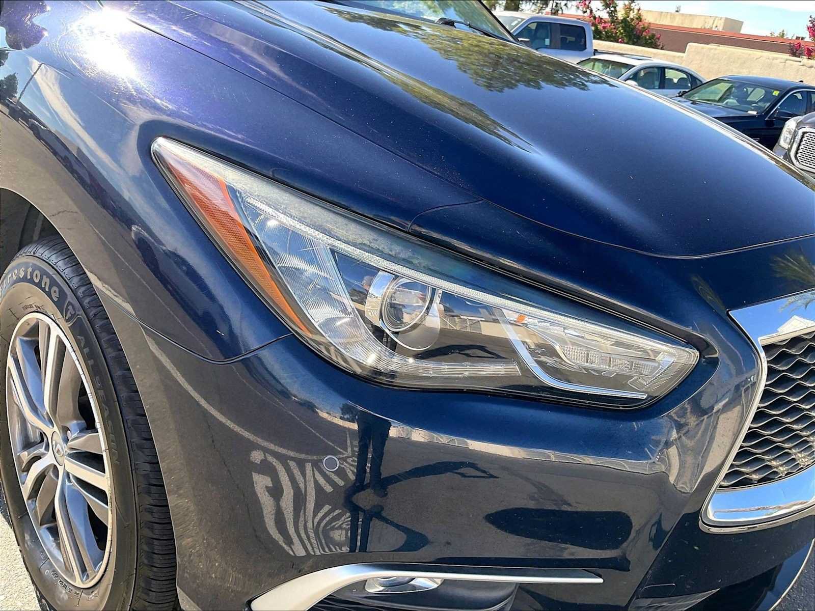 Used 2016 INFINITI QX60 FWD w/ Premium Plus Package image 32
