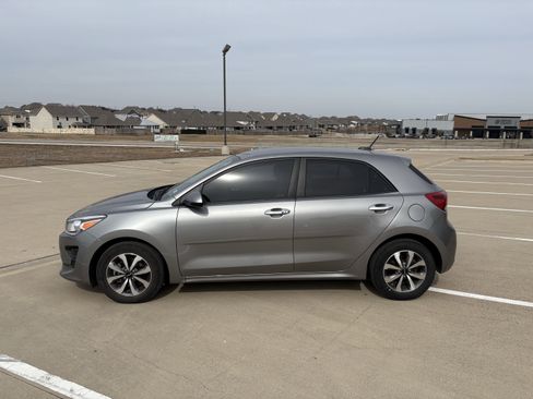 Used 2023 Kia Rio S w/ Technology Package image 2