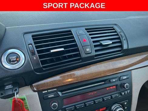 Used 2010 BMW 128i Convertible image 45