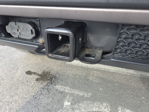 Used 2020 Jeep Cherokee Trailhawk w/ Technology Group image 13