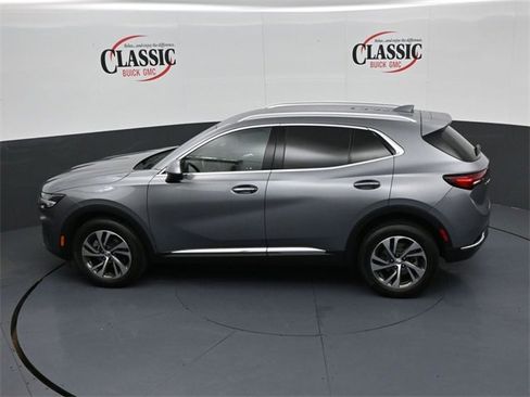 Used 2022 Buick Envision Essence w/ Safety Package image 17