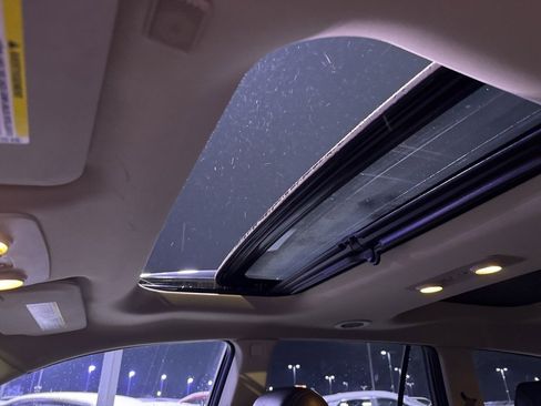 Used 2015 Buick Enclave Premium image 12