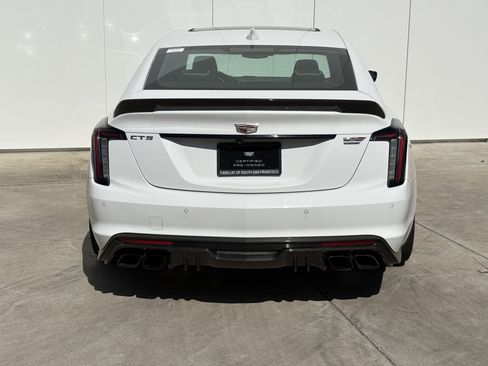 Certified 2024 Cadillac CT5 V Blackwing w/ Carbon Fiber Package 2 RWD image 8