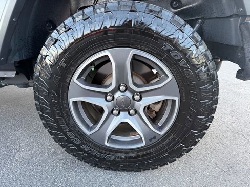 Used 2021 Jeep Wrangler Unlimited Sport image 36