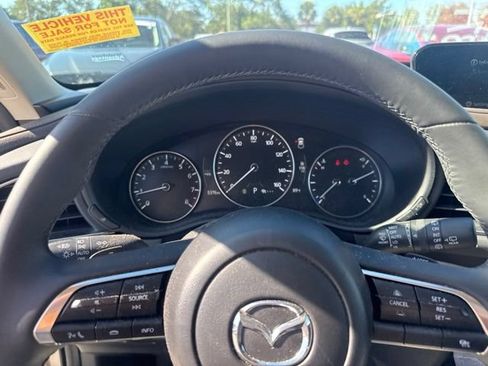 Used 2024 MAZDA CX-30 AWD 2.5 S w/ Premium Package image 16