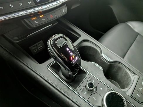 Used 2020 Cadillac XT4 Premium Luxury w/ Cold Weather Package image 23