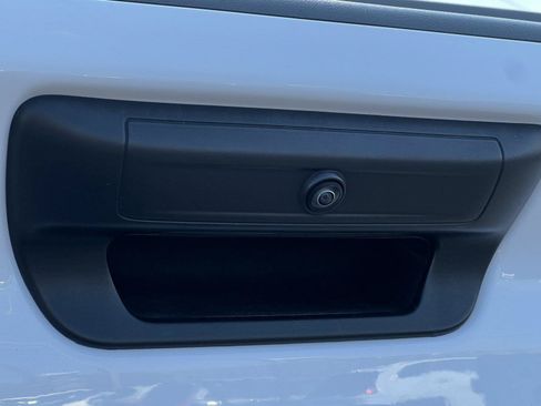 Used 2023 RAM 1500 Big Horn AWD/4WD image 10