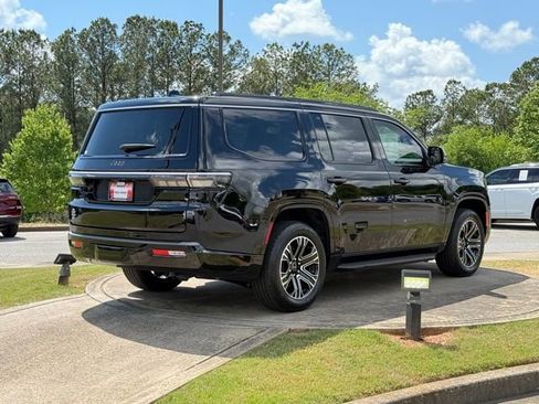 New 2026 Jeep Grand Wagoneer 4WD w/ Premium Group I image 7