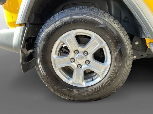Used 2020 Jeep Wrangler Sport image 10