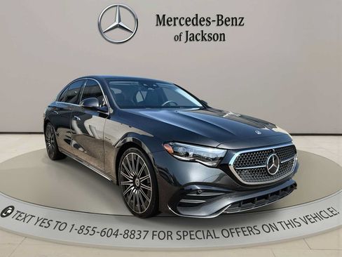 Used 2026 Mercedes-Benz E 350 4MATIC Sedan image 2