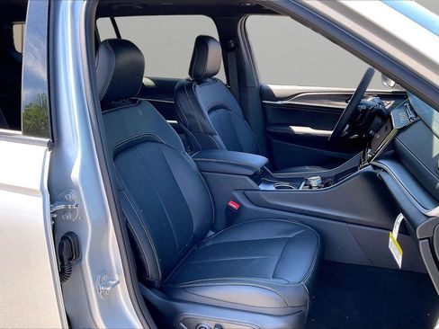 New 2026 Jeep Grand Cherokee L Limited AWD/4WD image 20
