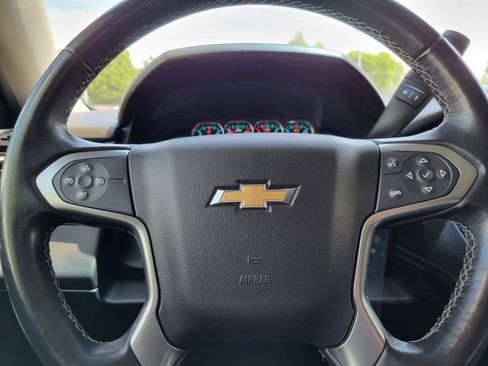 Used 2019 Chevrolet Tahoe LS RWD image 11