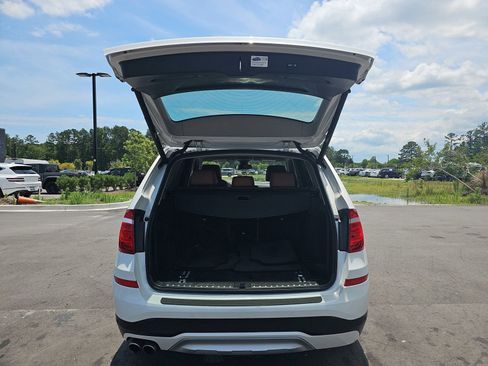 Used 2017 BMW X3 xDrive28i AWD/4WD image 27