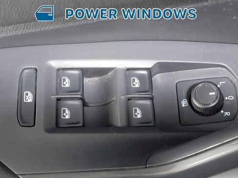 Used 2019 Volkswagen Jetta R-Line FWD image 24