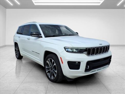 Used 2021 Jeep Grand Cherokee L Overland w/ Advanced Protech Group III AWD/4WD image 2
