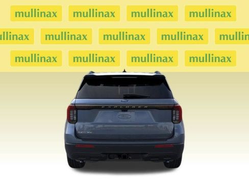 New 2026 Ford Explorer Active RWD image 40