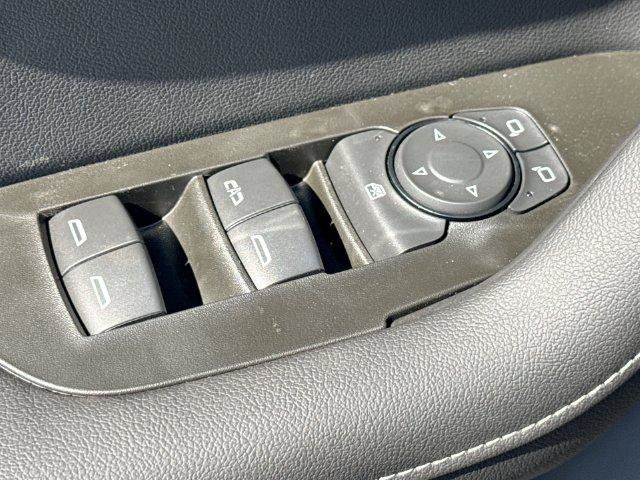 New 2026 Chevrolet Blazer LT w/ Convenience Package FWD image 15