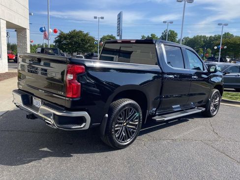 Used 2025 Chevrolet Silverado 1500 LTZ AWD/4WD image 7