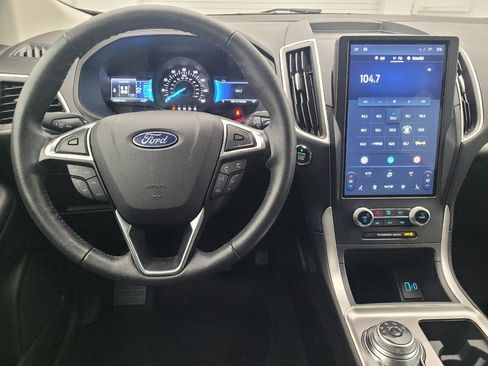 Used 2024 Ford Edge SEL image 22