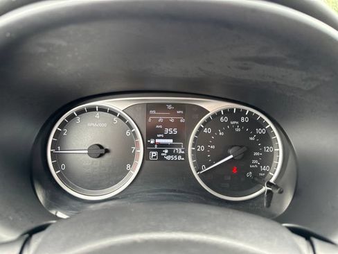 Used 2020 Nissan Kicks S FWD image 26