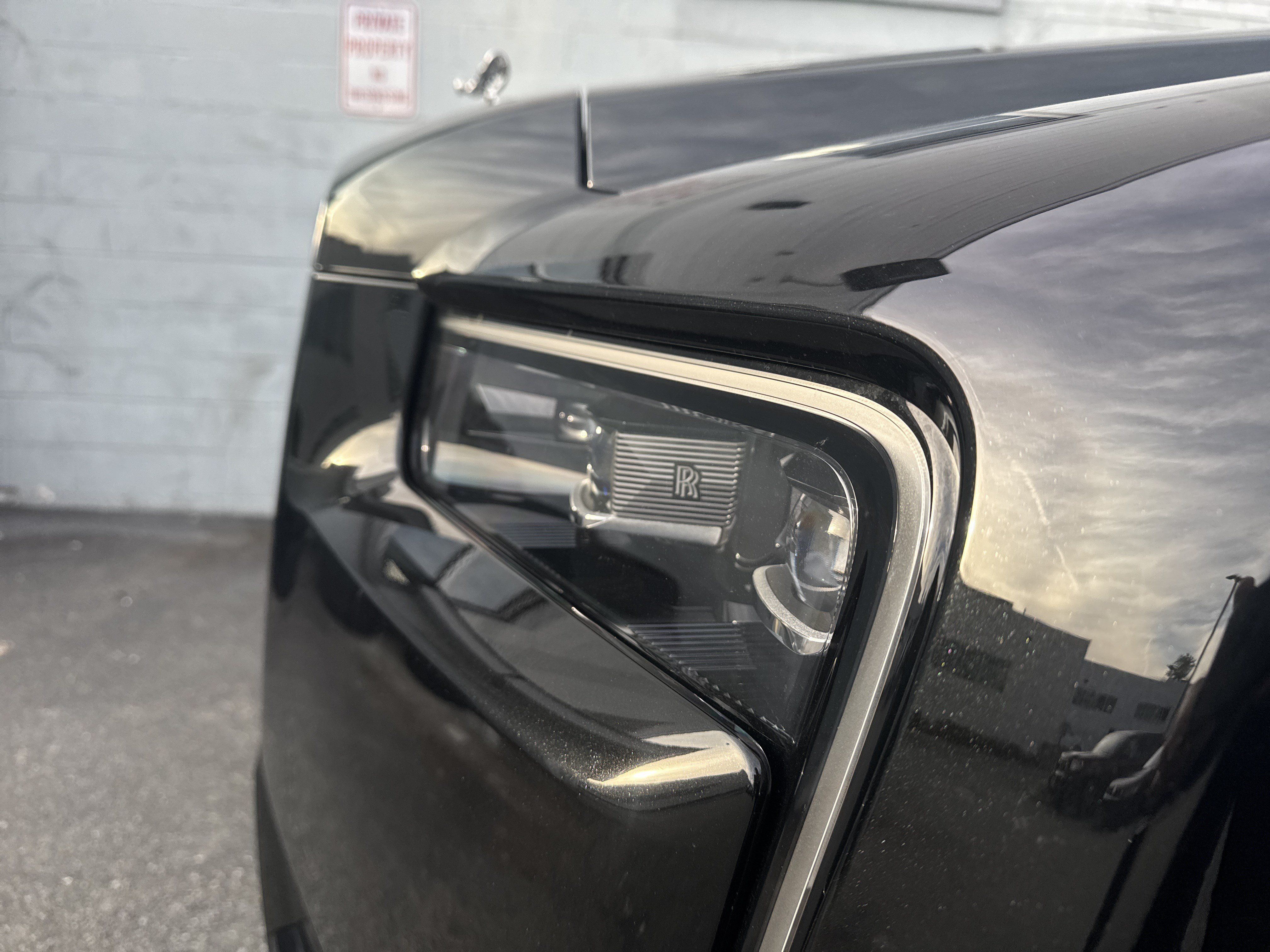 Certified 2025 Rolls-Royce Cullinan AWD/4WD image 36