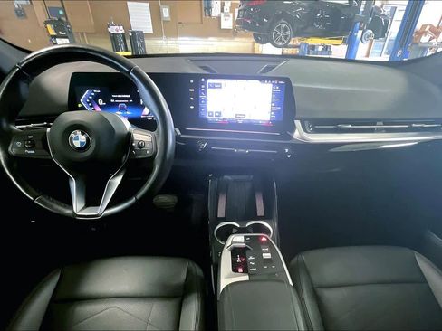 Used 2023 BMW X1 xDrive28i image 14