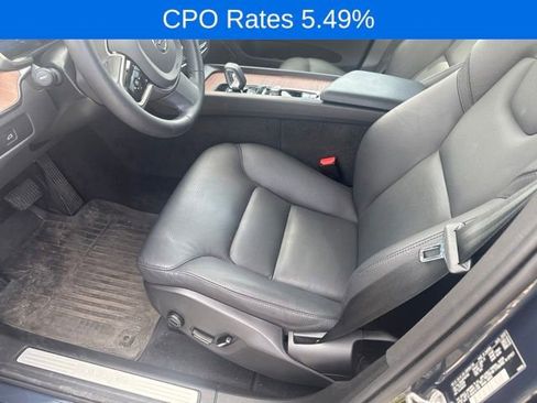 Certified 2023 Volvo XC60 B5 Plus AWD/4WD image 16