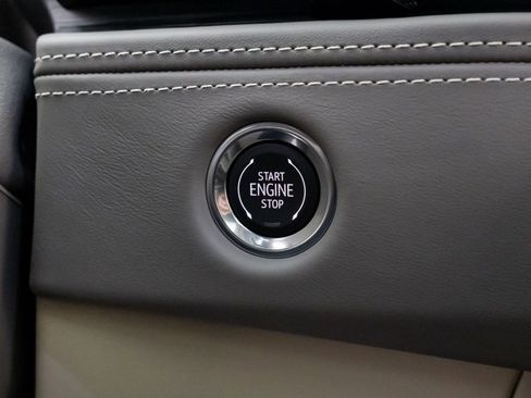 New 2026 Cadillac Escalade Platinum Sport w/ LPO, ONYX Package image 24