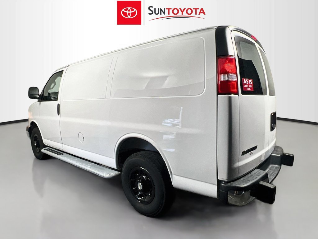 Used 2025 Chevrolet Express 2500 w/ Driver Convenience Package RWD image 6