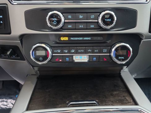 Used 2022 Ford F250 Lariat w/ Tremor Off-Road Package image 17