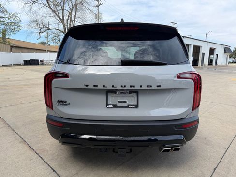 Used 2022 Kia Telluride SX w/ Nightfall Edition Package image 29