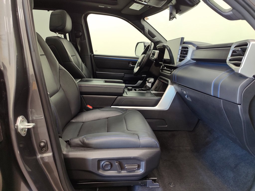 Used 2023 Toyota Tundra Platinum AWD/4WD image 16
