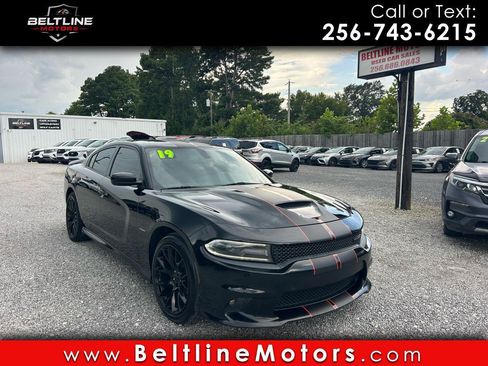 Used 2019 Dodge Charger R/T RWD image 1