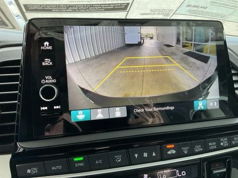 New 2026 Honda Odyssey EX-L image 17