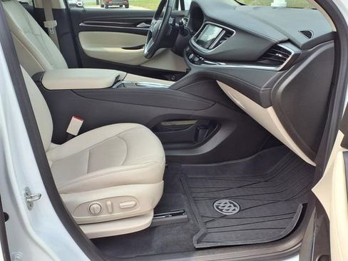 Used 2022 Buick Enclave Essence w/ Trailering Package, 5000 lbs. image 7