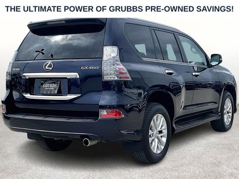 Used 2022 Lexus GX 460 w/ Accessory Package AWD/4WD image 2