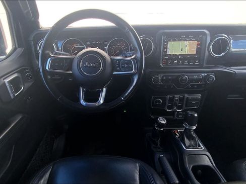 Used 2021 Jeep Wrangler Unlimited Sahara AWD/4WD image 14